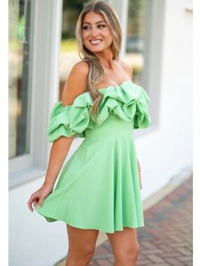 Luxxel Women's Pistachio-colored Off-the-shoulder Ruffle Mini Dress Size S